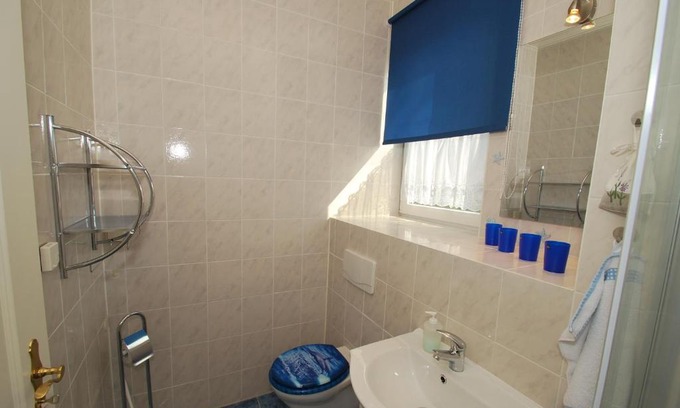 Sonnendorf Apartment | Cozy Strandkorb Getaway for Families with Kitchen Access