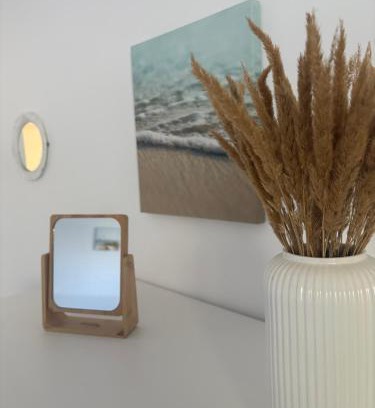 Hohenfelde Apartment | Family-Friendly Strandlächeln Lodge - 2 Bedroom Getaway