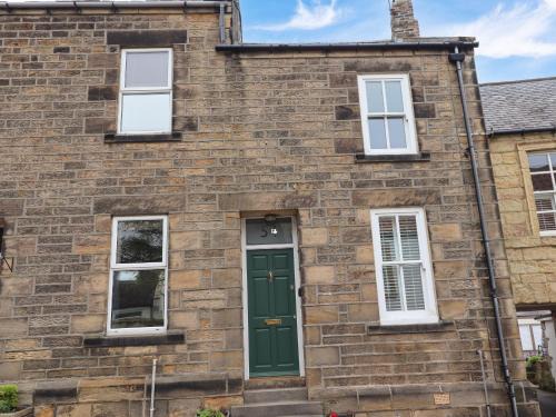 Alnmouth House | Pet-Friendly Strandline: 4-Star Stay with a 9/10 Rating