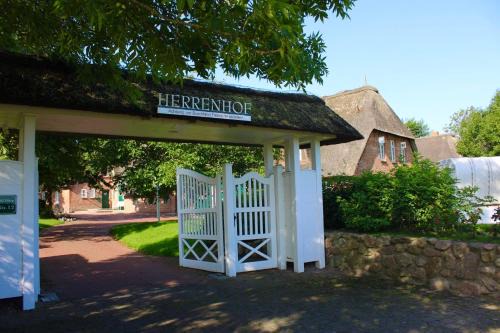 Wrixum Apartment | Pet-Friendly Strandperle Herrenhof: Rated 8.5/10 by Guests