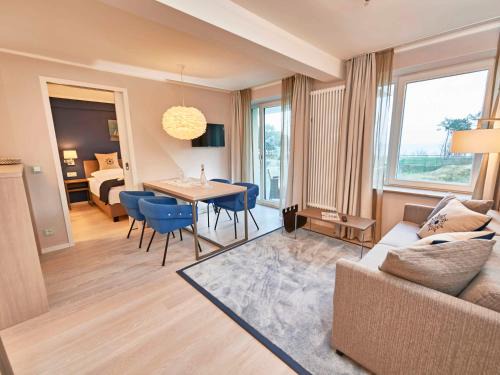 Binz Apartment | Oceanfront Strandresort Prora - 4-Star with Sauna & Views
