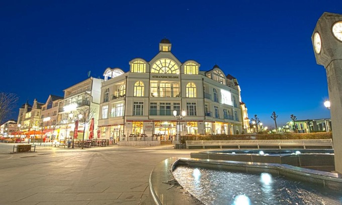 Binz Villa | Experience Royal Beach at Strandschloss Binz - Oceanfront Escape
