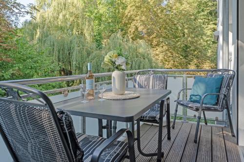 Scharbeutz Apartment | Discover Strandvilla Augustusbad: Child-Friendly Coastal Retreat