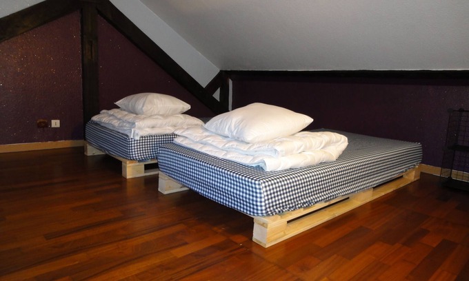 Montagne Verte Condo | Cozy Strasbourg-Center Studio with Kitchen & Breakfast