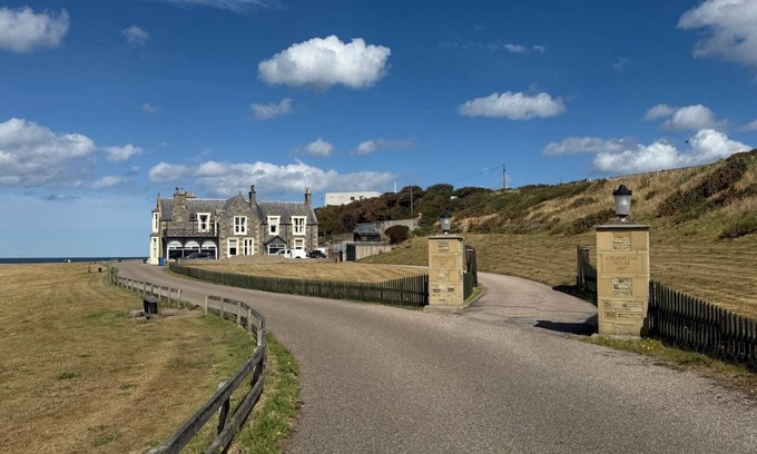 Buckie House | Strathlene House Retreat - 5 Bedrooms