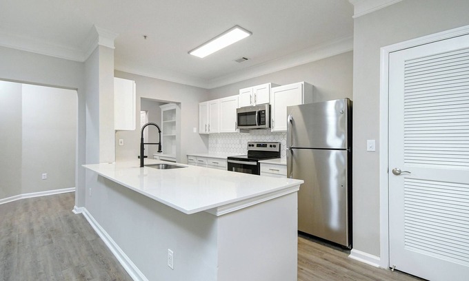 Suwanee Apartment | Pet-Friendly Retreat at Stratus Stations: Ideal for Families