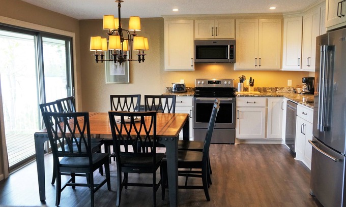 East Gull Lake House | Discover Strawberry Hill House with Pool and Ocean Views