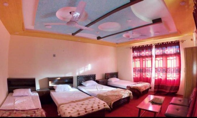 Skardu House | Cozy Stream View Guest House with Eco-Friendly Amenities