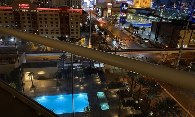 Las Vegas Condo | Experience Strip & Sphere Views at MGM-The Signature Hotel