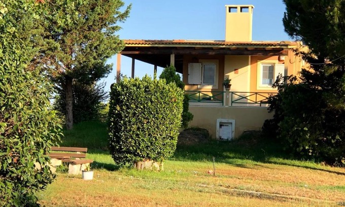 Kanelion Apartment | Discover Strofilia Farm House: Oceanfront Retreat in Kalogria