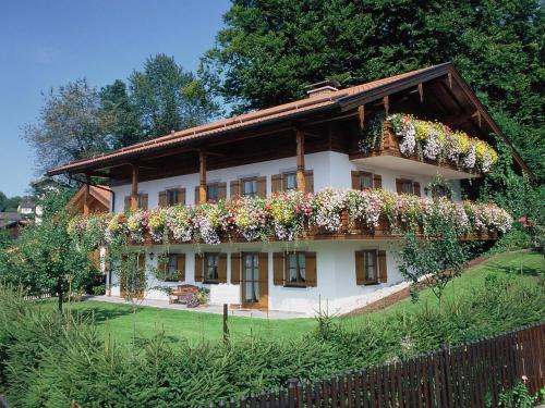 Bad Endorf Apartment | Oceanfront Strohmayer Appartements with Amazing Views
