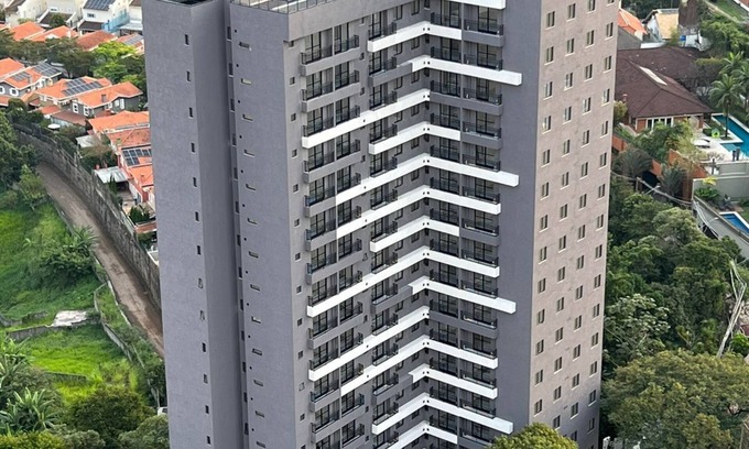 Sao Paulo Apartment | Elegant Studio Top Cidade Jardim with Pool and Gym Access