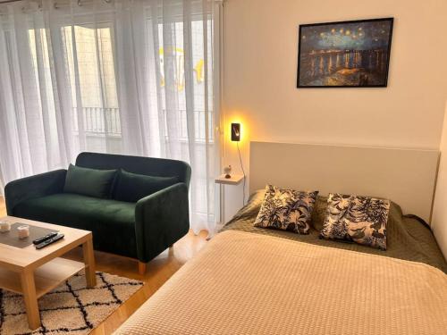 Quartier Atlantis Apartment | Convenient Studio Just 3 Minutes from Massy-TGV Station