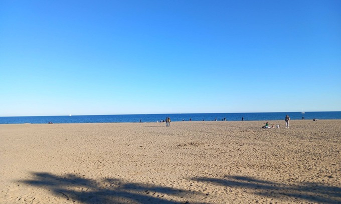 Saint-Nazaire Apartment | Ideal Studio Steps from the Beach - Pet and Child Friendly