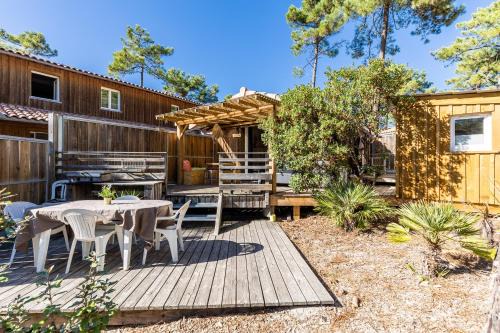Carcans Plage Apartment | Family-Friendly Studio Just 500m from Carcans Beach