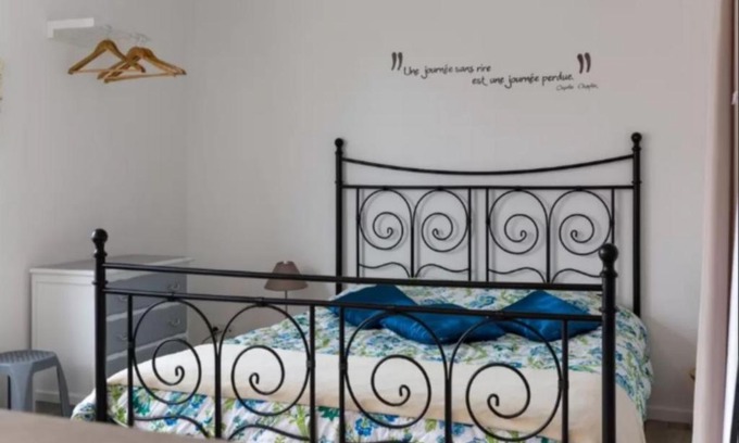 Quartier Saint-Leon Apartment | Cozy Studio in Colmar with Family and Pet-Friendly Amenities