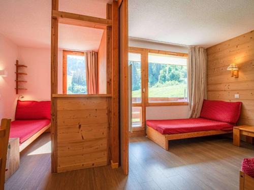 Les Avanchers-Valmorel Apartment | Inviting Appartement Valmorel for Family & Pet-Friendly Stays