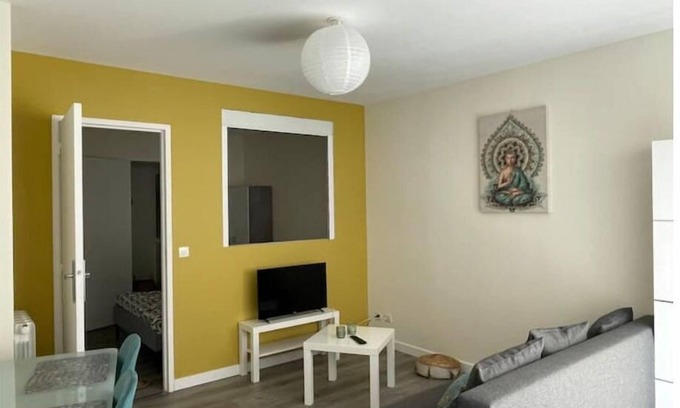 Millau Apartment | Cosy Studio 1 in Downtown - Perfect for Families!