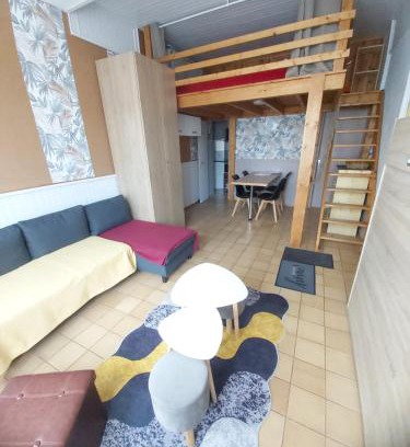 Mont-Dore Apartment | Cozy Studio for 2-4 Guests with Private Garage Access