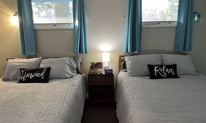 Paradise Apartment | Studio #2 On Lake Superior, Water Views and Outdoor Adventure Await!
