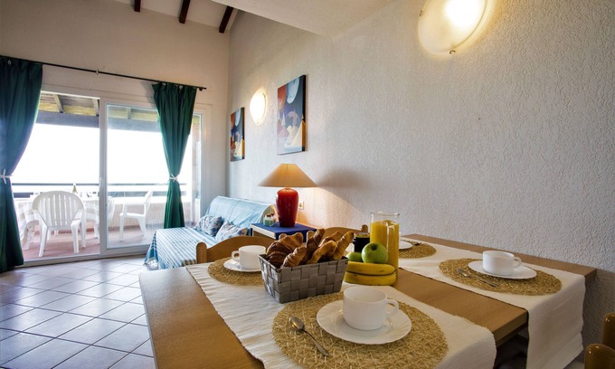 Ghisonaccia Apartment | Cozy Studio for Two, Steps from the Sea in Ghisonaccia