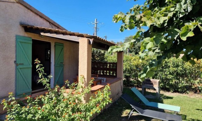 Poggio-Mezzana Apartment | Cozy Studio for 2 with Oceanfront Views & Pet-Friendly Perks
