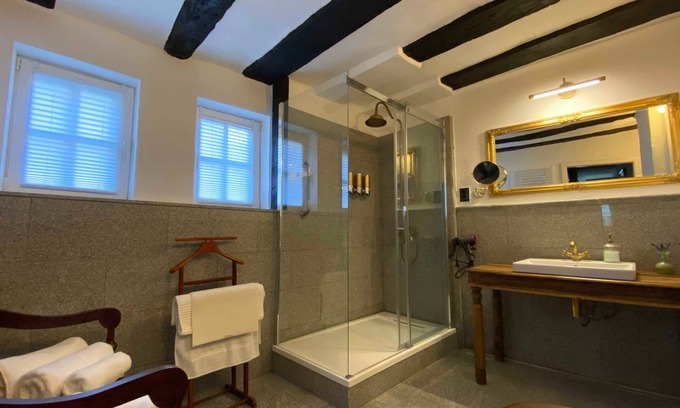 Grebenstein Apartment | Family-Friendly Studio at Villa Dornröschen Grebenstein