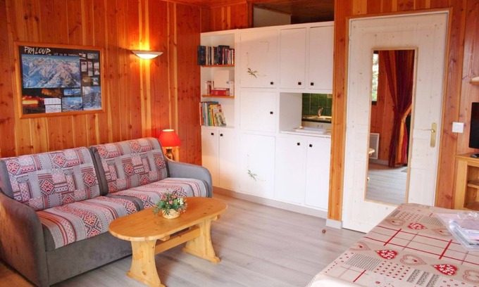 Pra Loup Apartment | Cozy Studio at PRA-LOUP - Steps from the Slopes!
