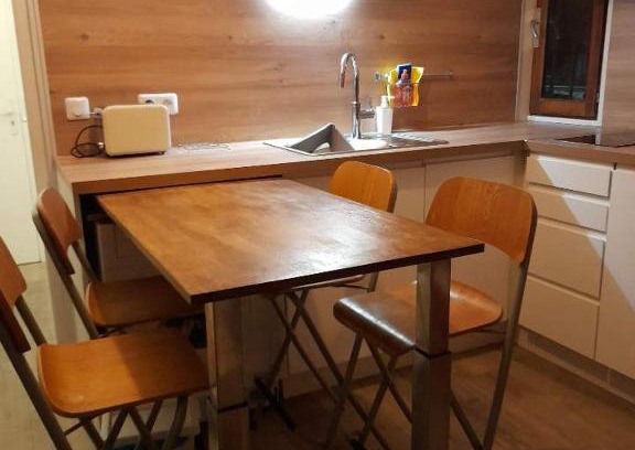 Saint-Etienne-de-Tinee Apartment | Comfortable Studio 4 with Child-Friendly Amenities