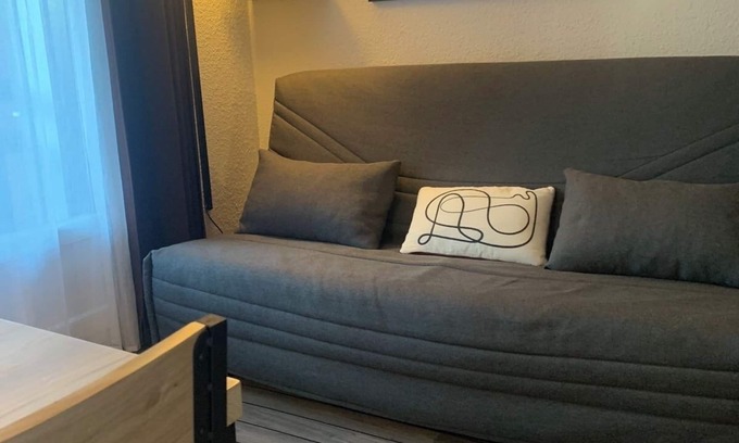Risoul Apartment | Cozy Studio for 4 with Ski-In Access and Lake Views