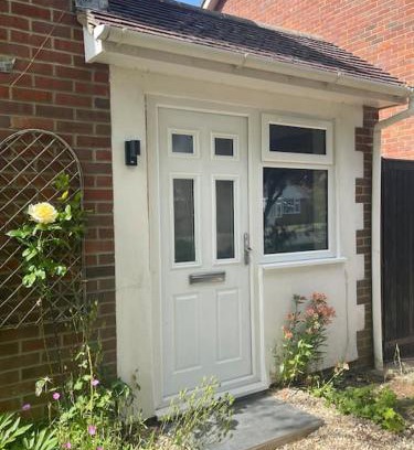 Seaford Apartment | Discover Studio 40 in Seaford - Guest Rated 8.5/10