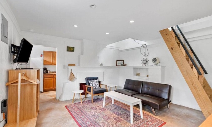 Alpine Apartment | Pet-Friendly Studio 410 - Alley Unit with Breakfast Included