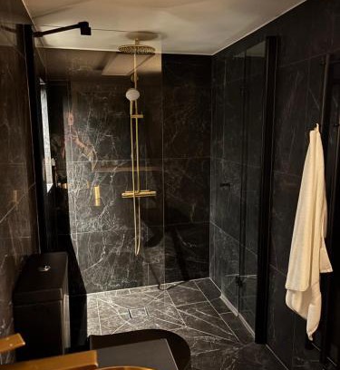 Molndal Apartment | Studio 54, central lägenhet i toppskick