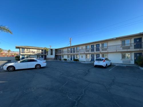 Mojave Hotel | Convenient Motel 6 in Mojave, CA - Pet Friendly & Pool