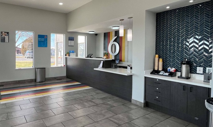 Ogden Hotel | Comfortable Stay at Studio 6 Ogden, UT – Kitchen & Breakfast