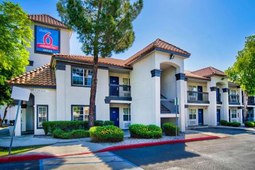 Deer Valley Hotel | Pet Friendly Studio 6 in Phoenix's Deer Valley Area