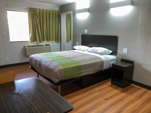 Wichita Hotel | Pet-Friendly Studio 6 Wichita, KS – Close to the Airport