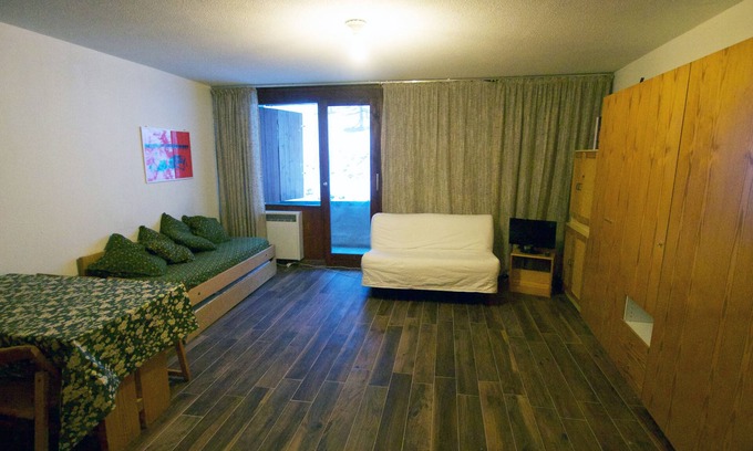 Cervinia Apartment | Cozy Studio Steps from Ski Slopes with Family-Friendly Amenities