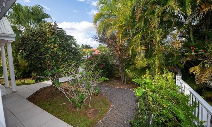 Baie-Mahault Apartment | Independent Studio with Pool Access Near Main House