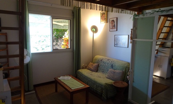 Saint-Pierre De La Reunion Apartment | Cozy Studio Alamanda with Ocean View and Garden Oasis