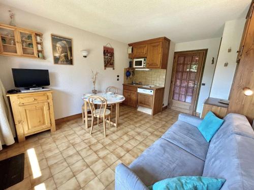 Le Planellet Apartment | Welcoming Studio Alcôve with Garden, Near Ski & Golf in Megève