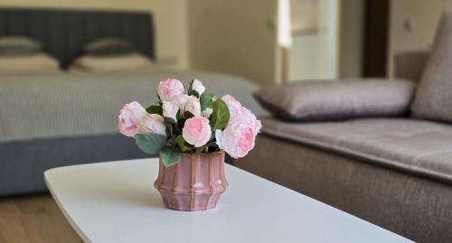Panevezys Apartment | Budget-Friendly Studio Anna: Guest Rated 9.8, Family Friendly