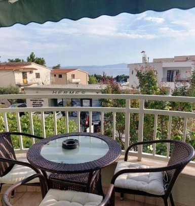 Tucepi Apartment | Cozy Studio Apartment Fragola - Family-Friendly Retreat