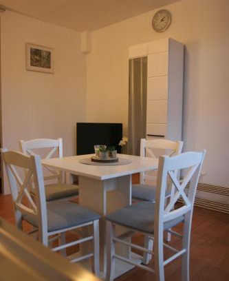 Buzdohanj House | Cozy Studio Apartman Maria: Child-Friendly Retreat