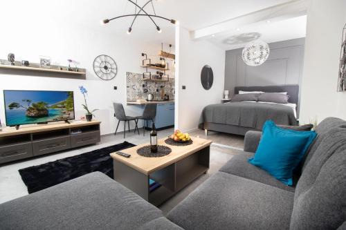 Vinkovci Apartment | Charming Studio Apartman Orhideja - Guest Rated 9.8/10