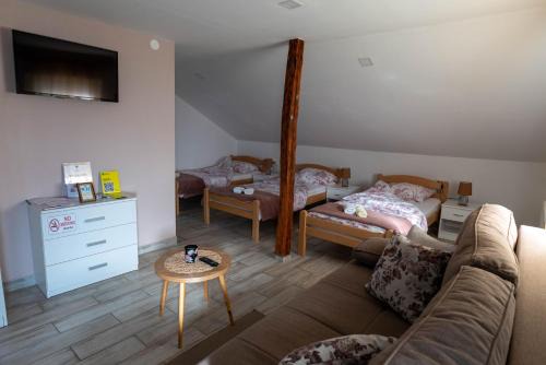 Garesnica Apartment | Highly Rated Pet-Friendly Studio Apartments "Štimac"