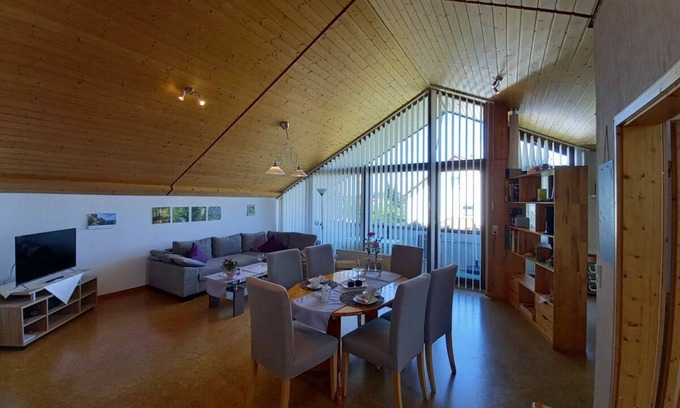 Bohringen Apartment | Ideal Studio Apartment with Balcony & Top Guest Rating