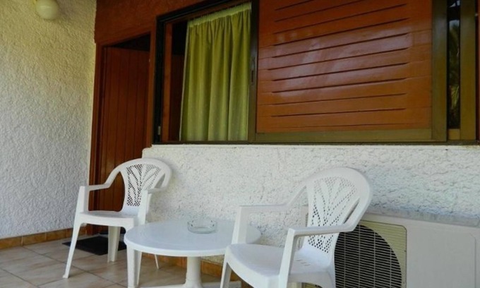 Ipsos Apartment | Relaxing Studio Apartment with Mountain View & Private Balcony