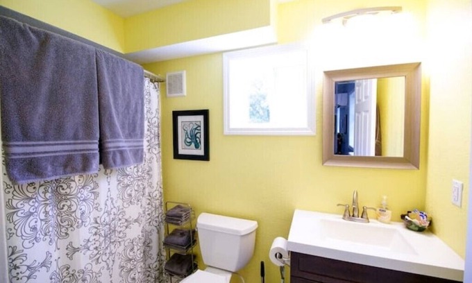 Sea Scape Apartment | Ocean View Studio Apartment for Two - Guest Rated 10/10