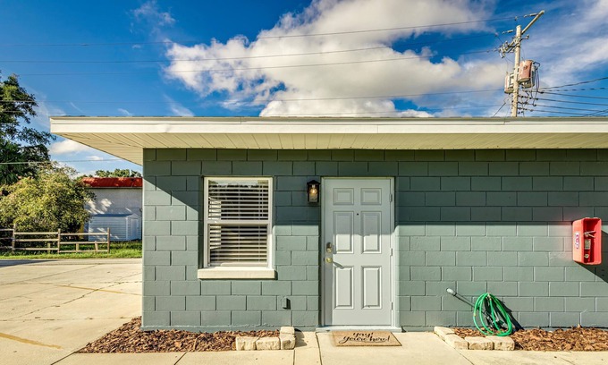 Winter Haven Apartment | Prime Studio Apartment with Pool & Spa in Winter Haven